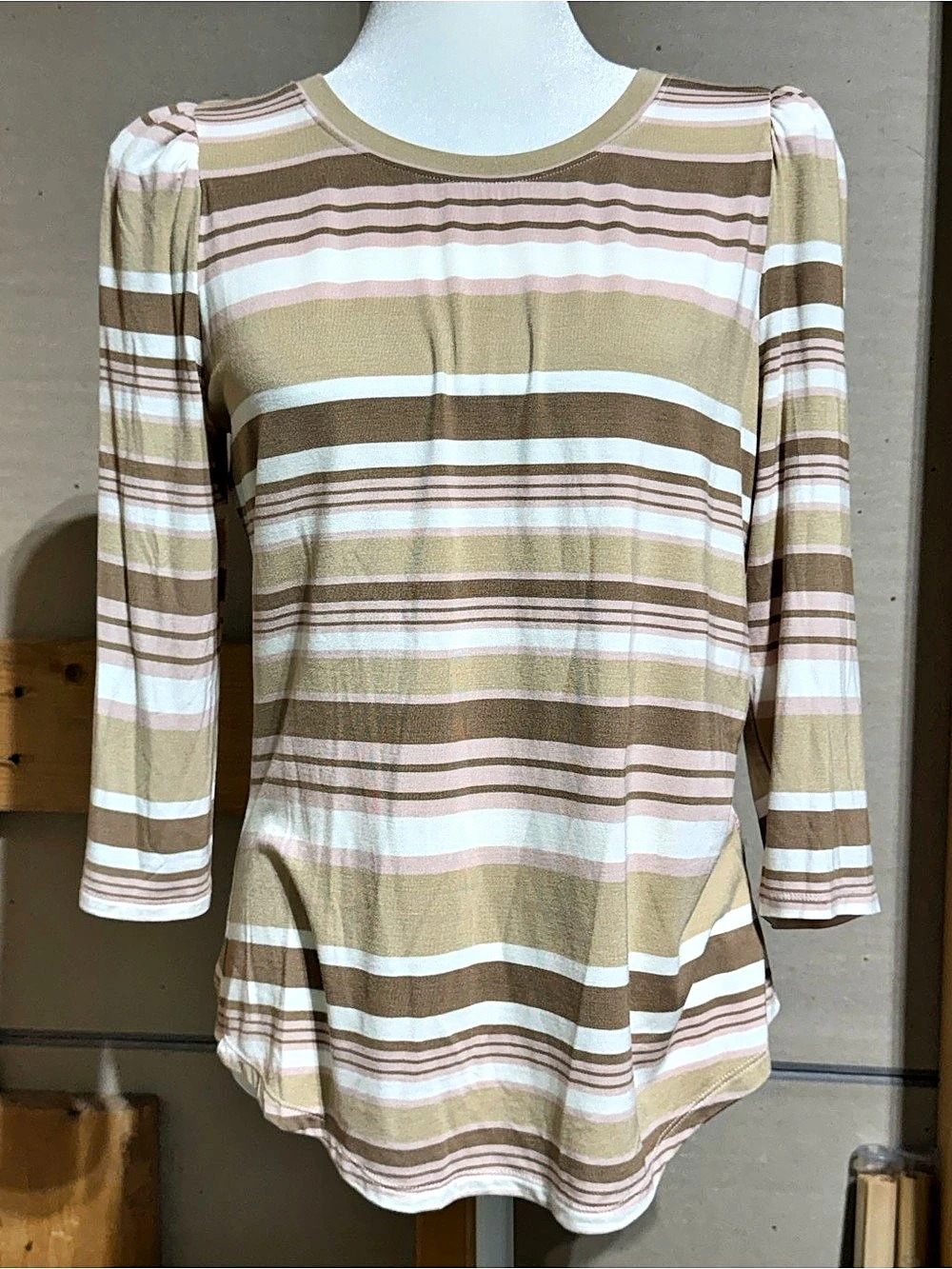 WHBM LS Puff Shoulder Tee Striped Puff Shoulder Tee in Brown & Pink Size Medium